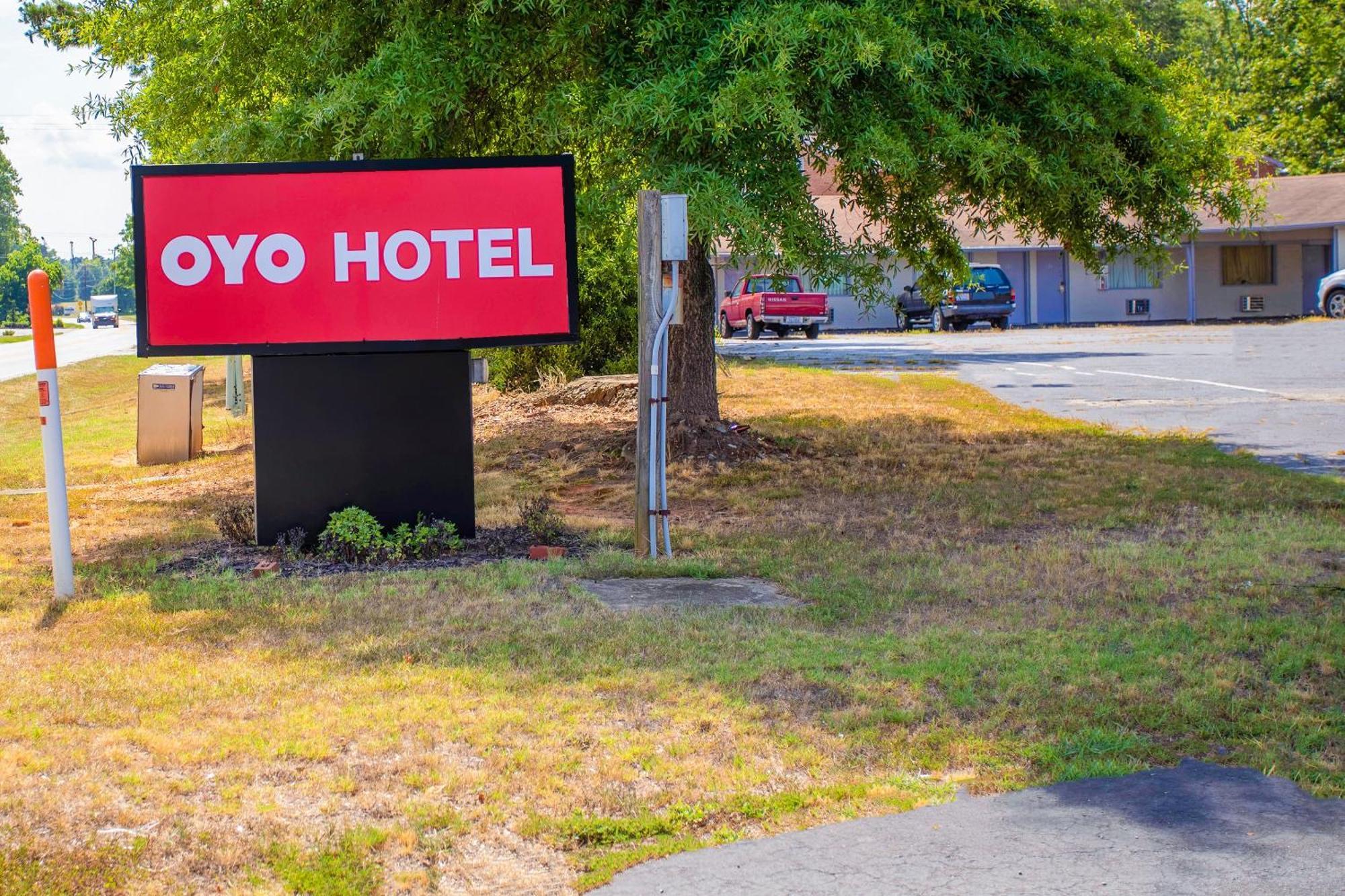 Oyo Inn Kernersville Exteriör bild